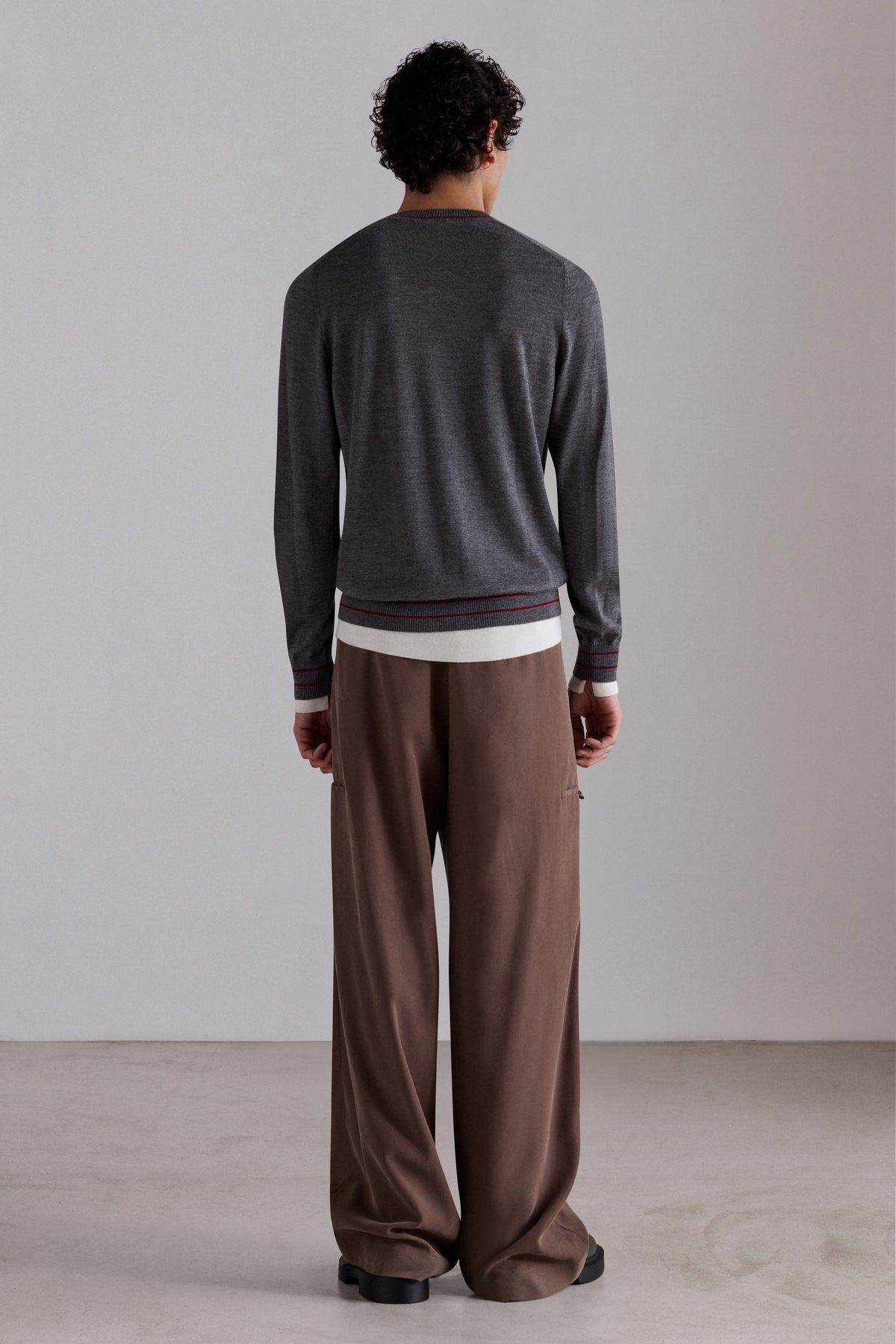 Contrast-Trim Cashmere Crew-Neck Sweater